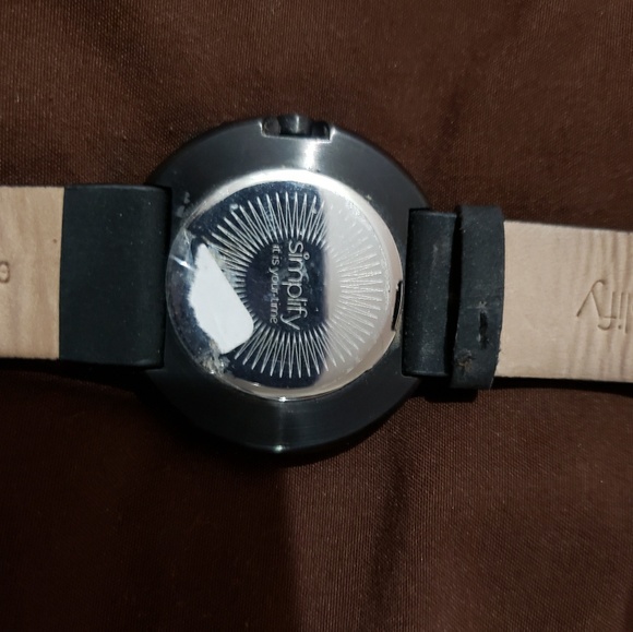 SIMPLIFY WATCH - Picture 3 of 3